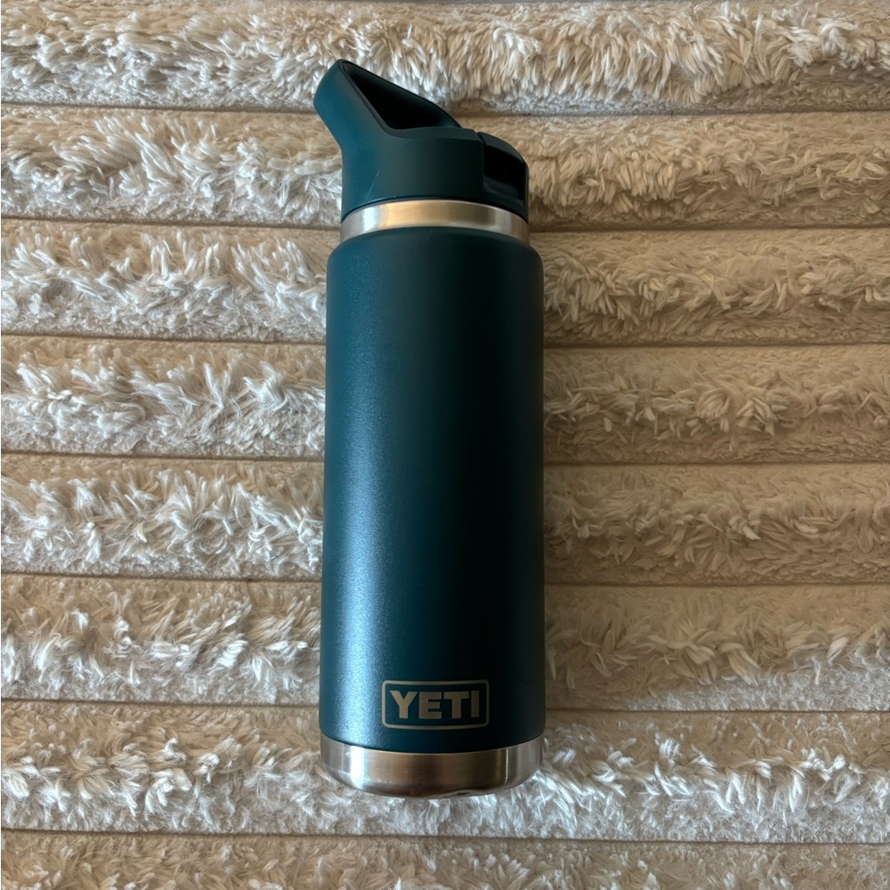 YETI Rambler - Picture 2 of 7